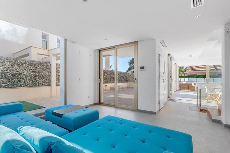 6 bedroom Villa for sale 6 bedroom Villa for sale