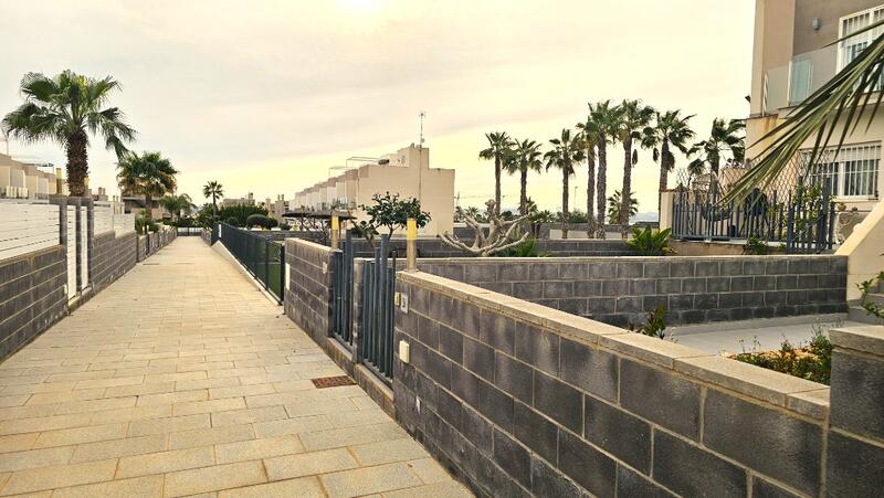 2 sovrum Radhus till salu 2 sovrum Radhus till salu