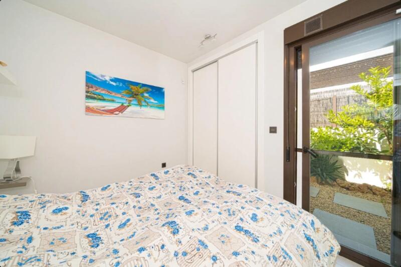 3 slaapkamer Gezinswoning Te koop 3 slaapkamer Gezinswoning Te koop