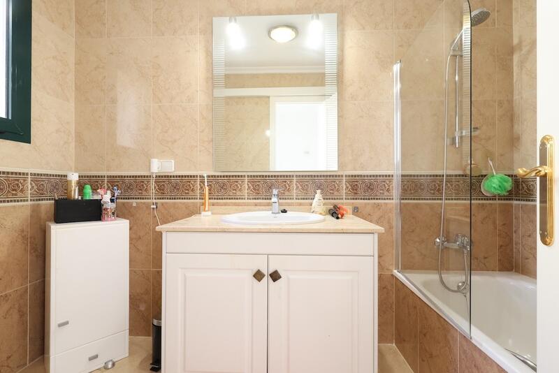 2 bedroom Townhouse for sale 2 bedroom Townhouse for sale