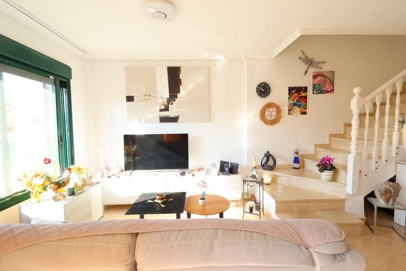 2 bedroom Townhouse for sale 2 bedroom Townhouse for sale