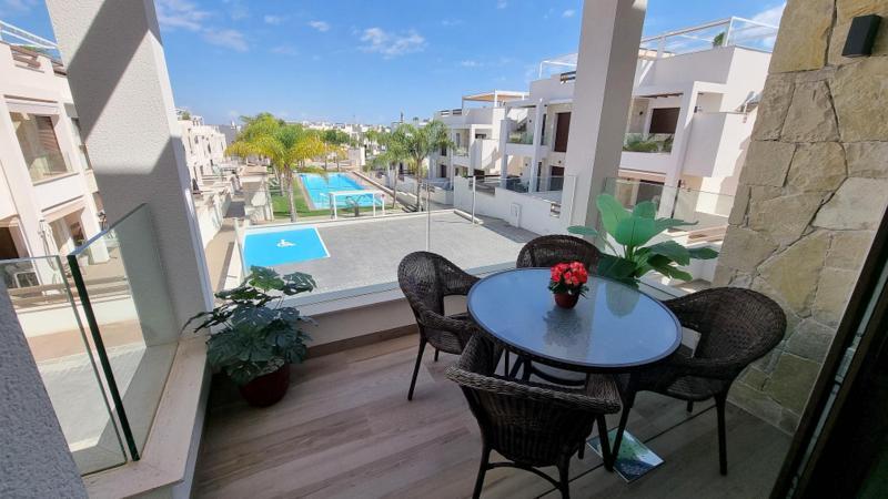 Apartment for sale in Los Balcones, Alicante