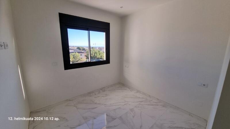 2 slaapkamer Appartement Te koop 2 slaapkamer Appartement Te koop