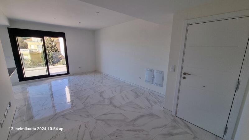 2 slaapkamer Appartement Te koop 2 slaapkamer Appartement Te koop