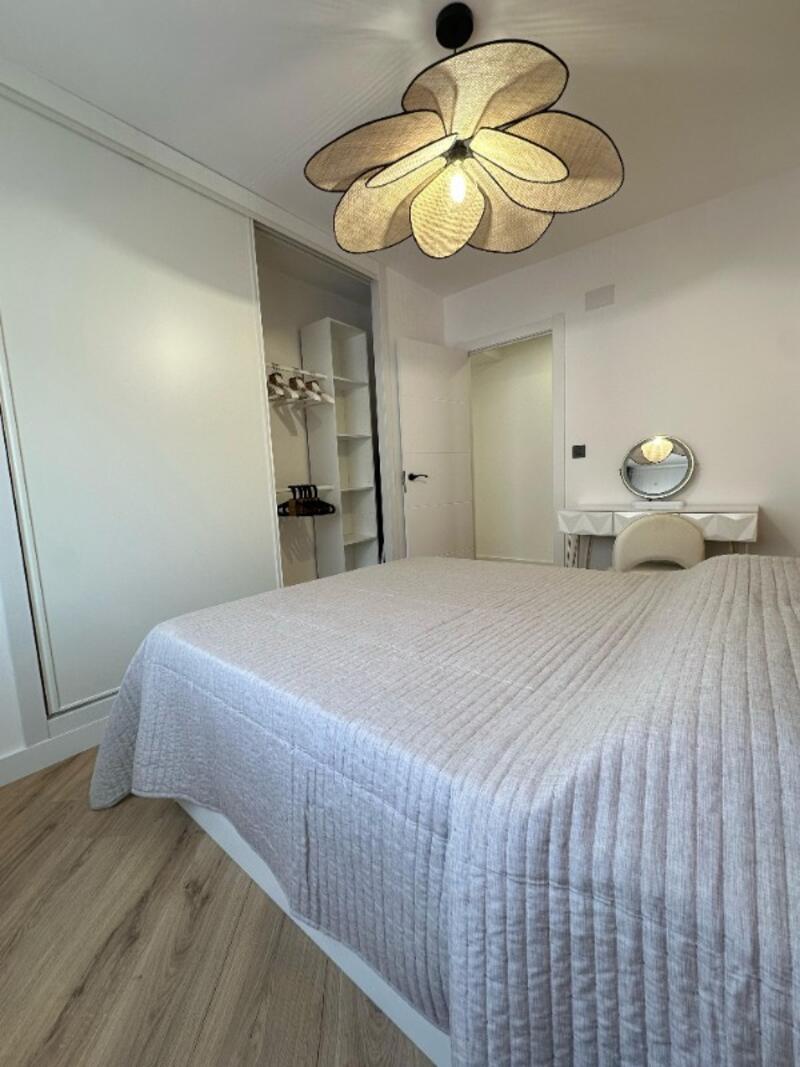 2 slaapkamer Appartement Te koop 2 slaapkamer Appartement Te koop