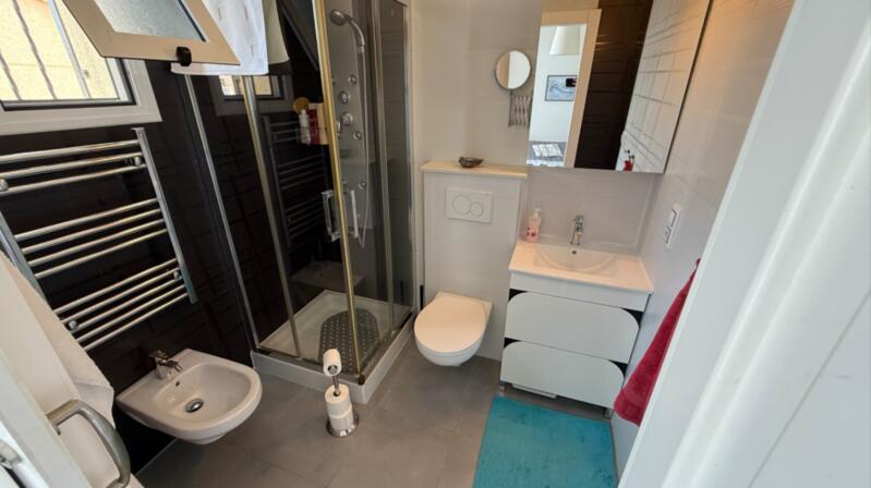 2 Cuarto Villa en venta 2 Cuarto Villa en venta