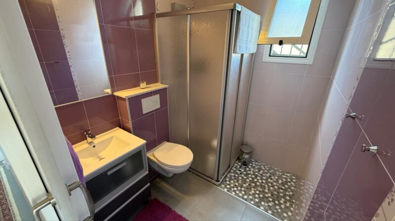 2 Cuarto Villa en venta 2 Cuarto Villa en venta