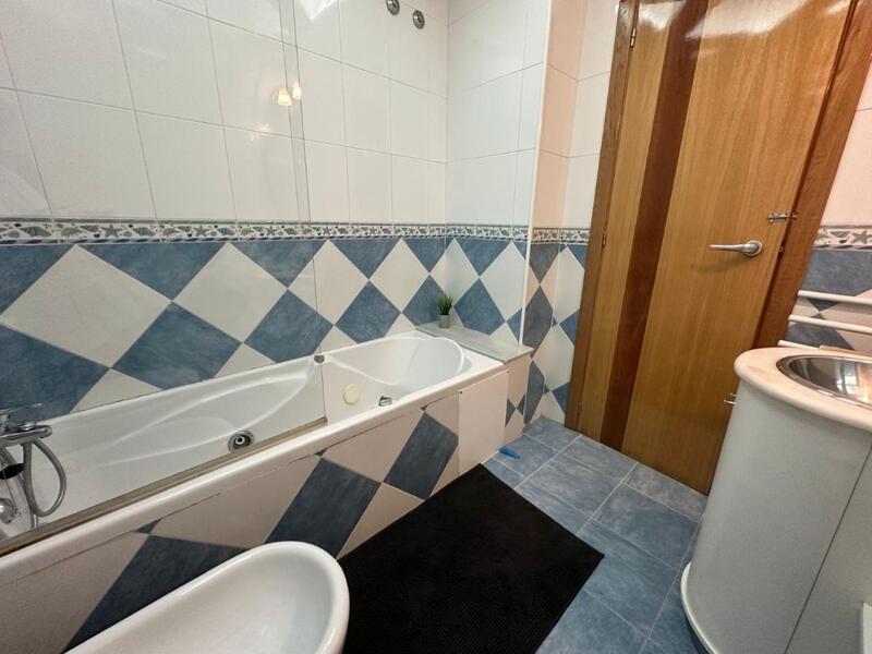 2 bedroom Apartment for sale 2 bedroom Apartment for sale