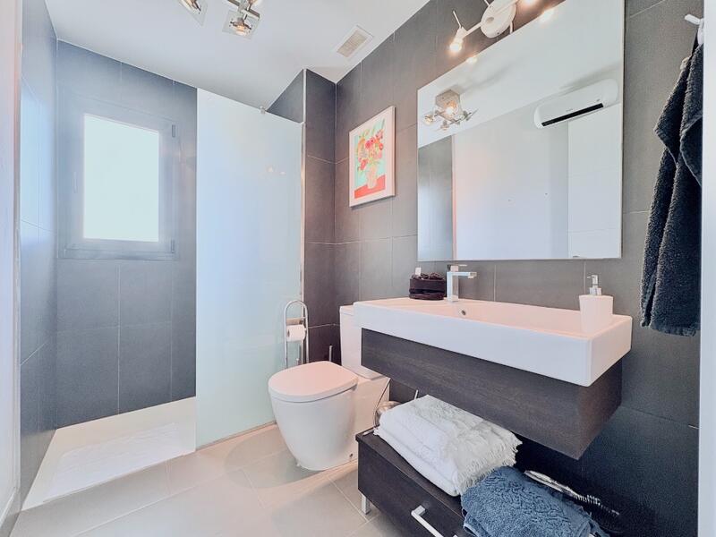 3 bedroom Apartment for sale 3 bedroom Apartment for sale