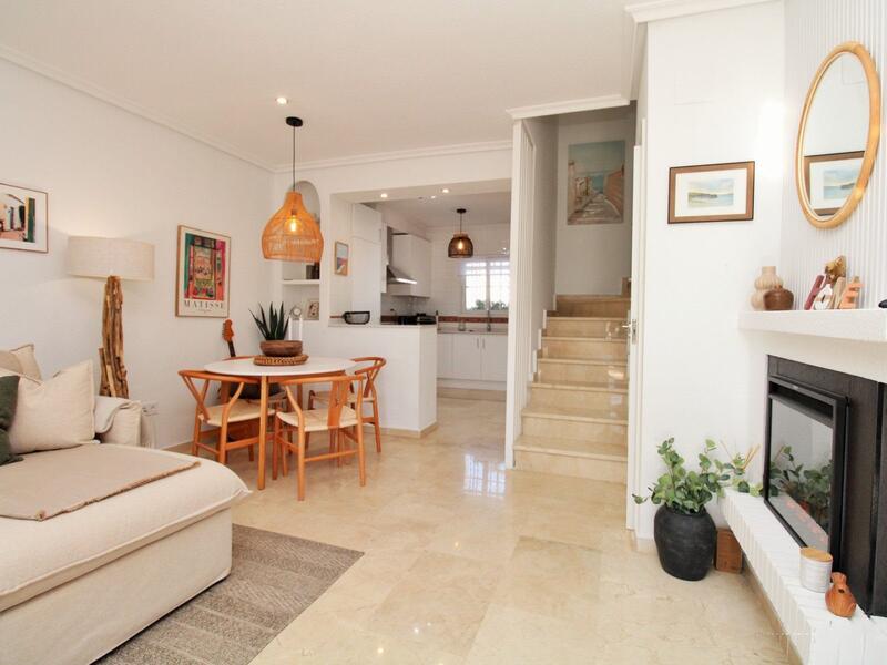 2 bedroom Townhouse for sale 2 bedroom Townhouse for sale