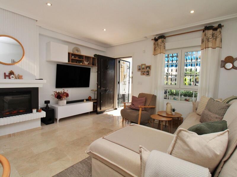 2 bedroom Townhouse for sale 2 bedroom Townhouse for sale