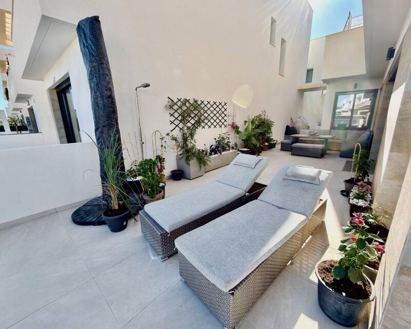 3 bedroom Villa for sale 3 bedroom Villa for sale