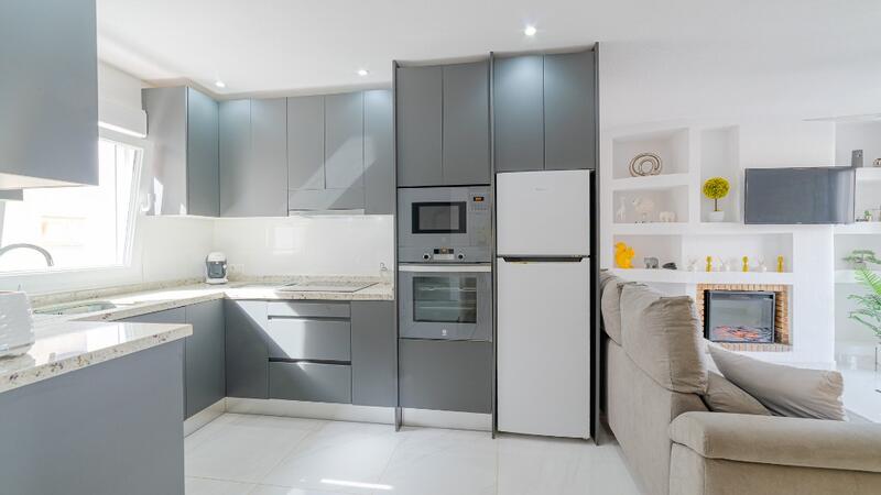 3 bedroom Apartment for sale