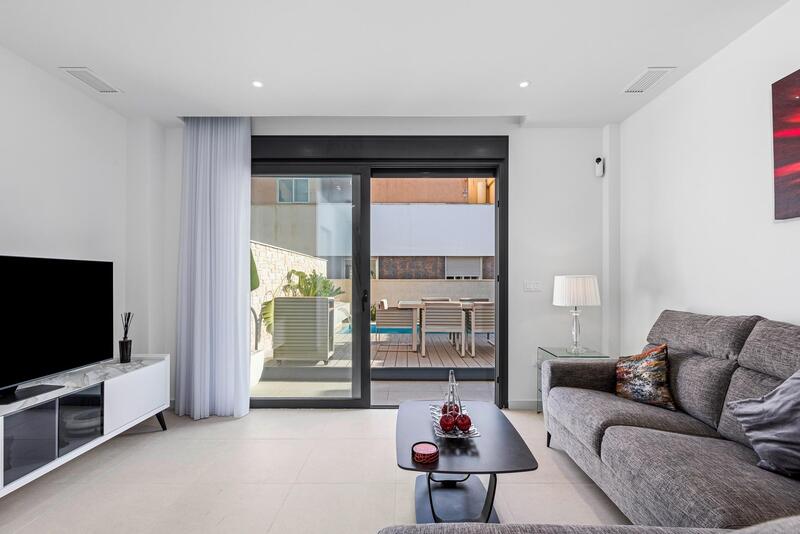 4 slaapkamer Villa Te koop 4 slaapkamer Villa Te koop