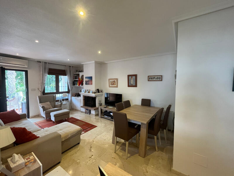 2 Schlafzimmer Appartement zu verkaufen