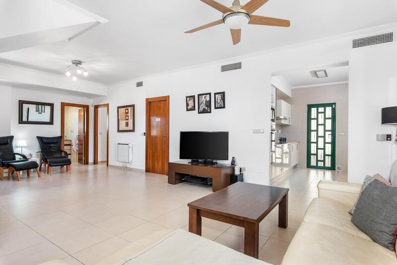 4 Schlafzimmer Villa zu verkaufen 4 Schlafzimmer Villa zu verkaufen