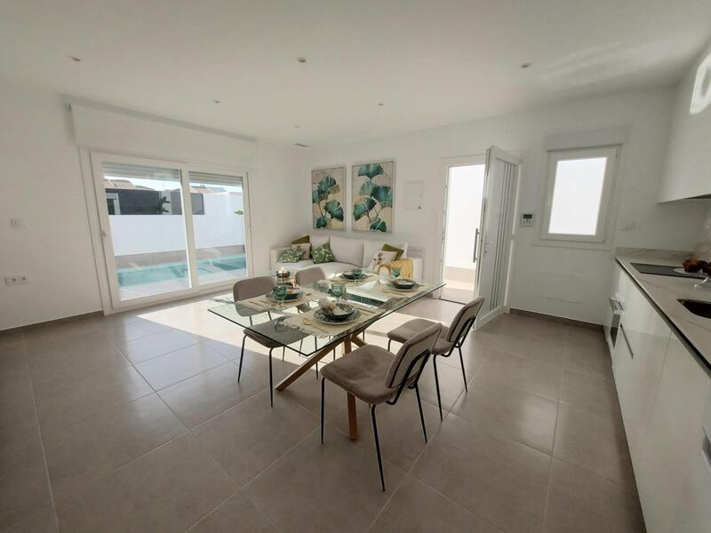 2 Schlafzimmer Villa zu verkaufen 2 Schlafzimmer Villa zu verkaufen