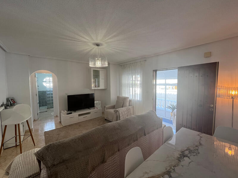 2 bedroom Townhouse for sale 2 bedroom Townhouse for sale