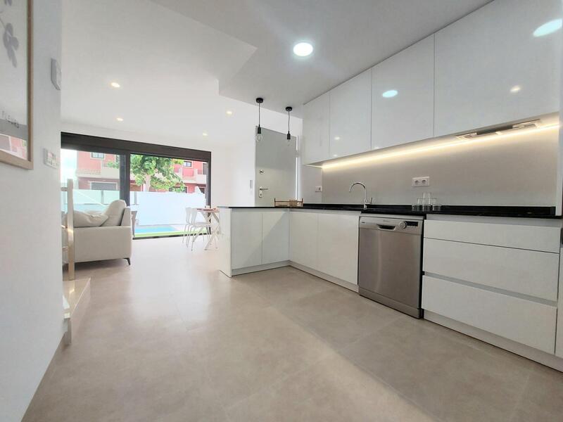 3 chambre Villa à vendre 3 chambre Villa à vendre