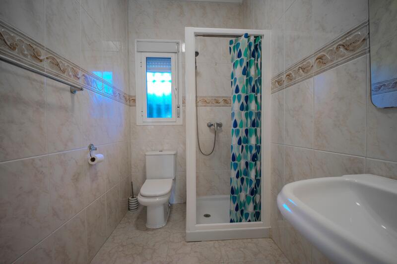 5 Schlafzimmer Villa zu verkaufen 5 Schlafzimmer Villa zu verkaufen