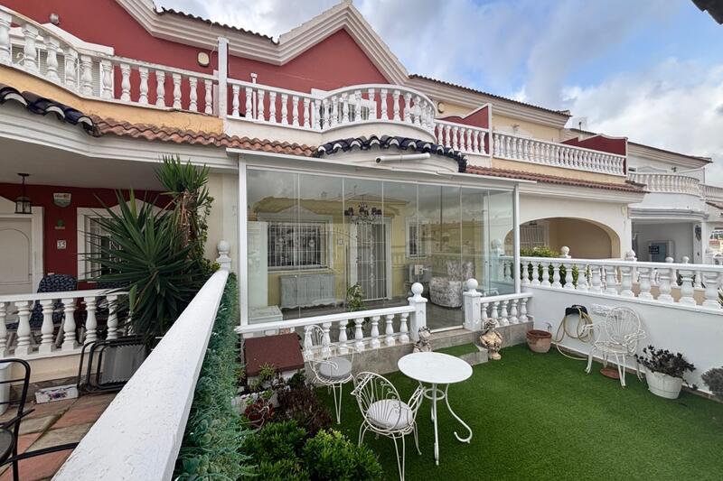 2 bedroom Townhouse for sale 2 bedroom Townhouse for sale