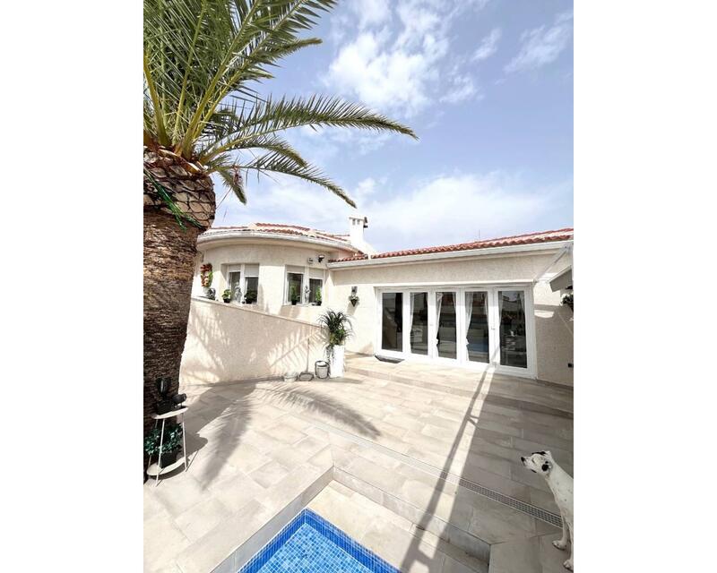 3 bedroom Villa for sale