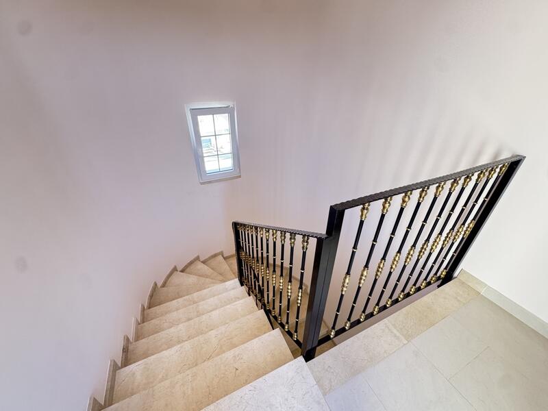 4 slaapkamer Villa Te koop 4 slaapkamer Villa Te koop