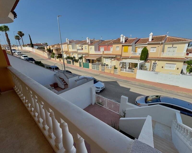 3 Cuarto Adosado en venta