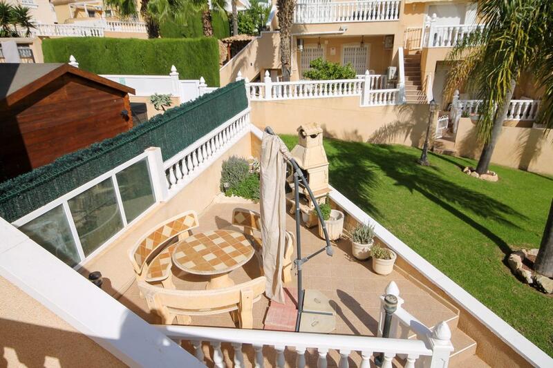 2 bedroom Townhouse for sale 2 bedroom Townhouse for sale