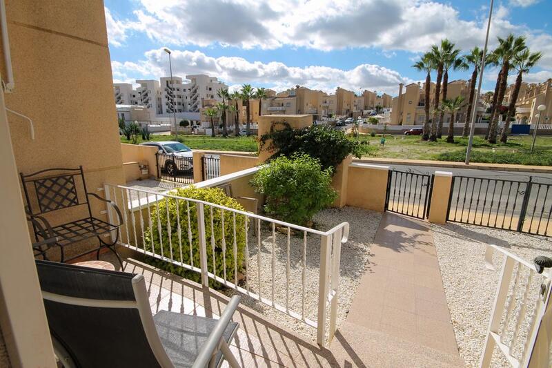 2 bedroom Townhouse for sale 2 bedroom Townhouse for sale