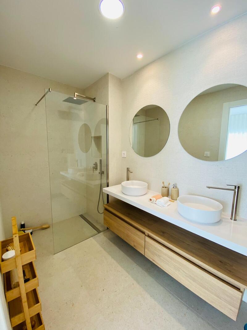 3 bedroom Apartment for sale 3 bedroom Apartment for sale