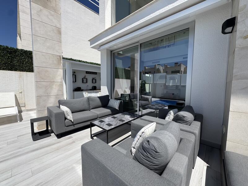 4 bedroom Villa for sale 4 bedroom Villa for sale