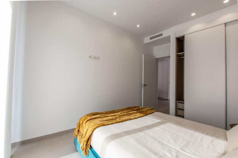 3 slaapkamer Appartement Te koop 3 slaapkamer Appartement Te koop