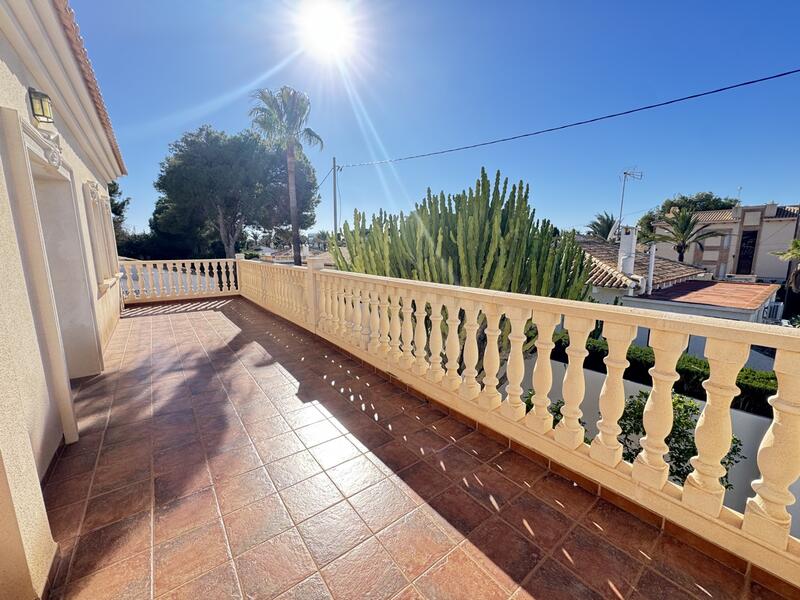 4 Cuarto Villa en venta 4 Cuarto Villa en venta