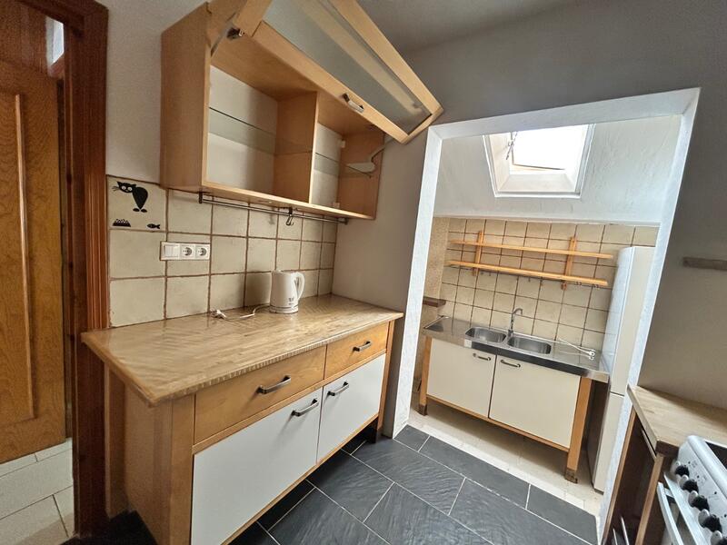 2 slaapkamer Gezinswoning Te koop 2 slaapkamer Gezinswoning Te koop