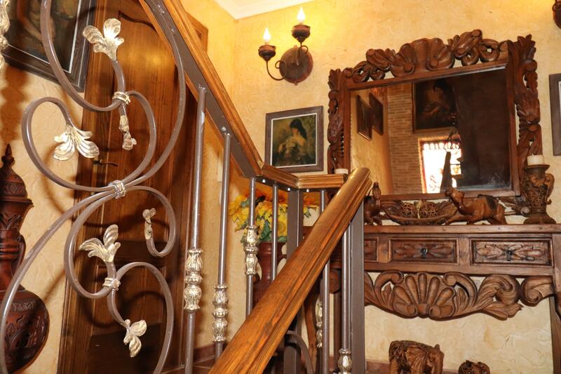 6 Schlafzimmer Villa zu verkaufen 6 Schlafzimmer Villa zu verkaufen