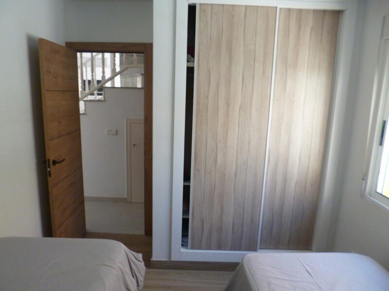 4 спальная комната вилла продается 4 спальная комната вилла продается