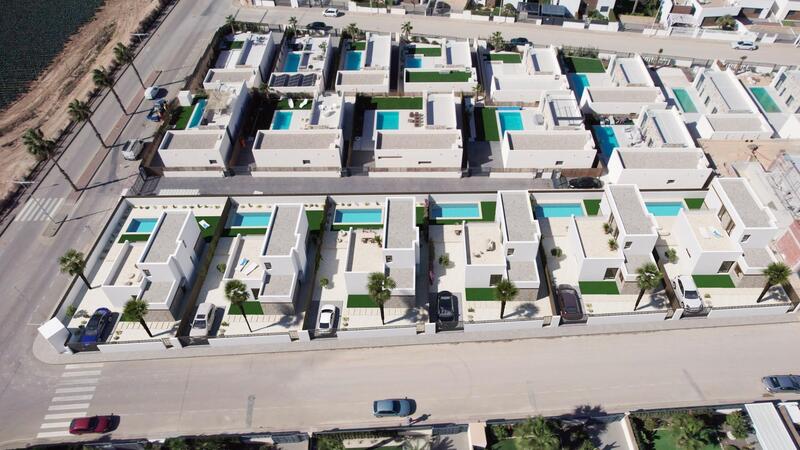 3 soverom Villa til salgs 3 soverom Villa til salgs