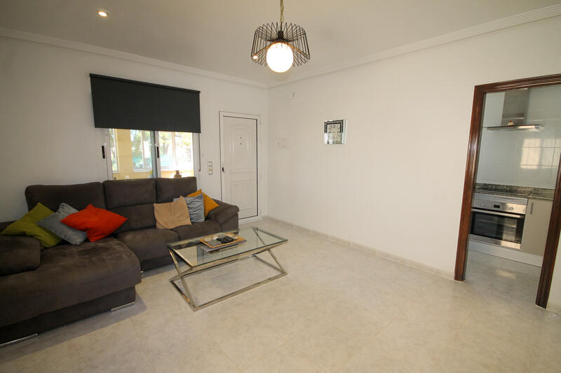 2 Cuarto Villa en venta