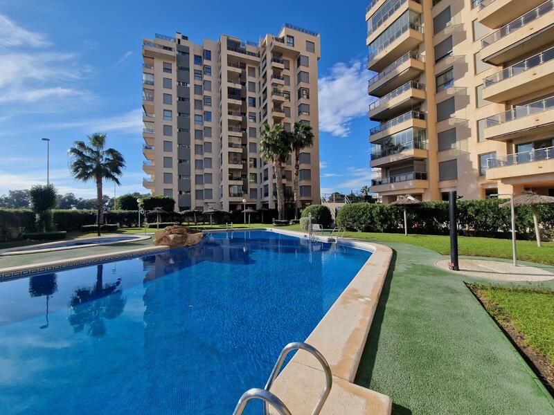 Apartment for sale in Guardamar del Segura, Alicante
