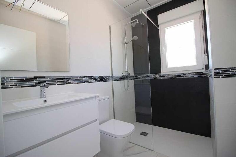 4 soverom Villa til salgs 4 soverom Villa til salgs