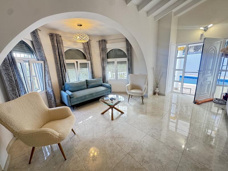 3 slaapkamer Villa Te koop 3 slaapkamer Villa Te koop