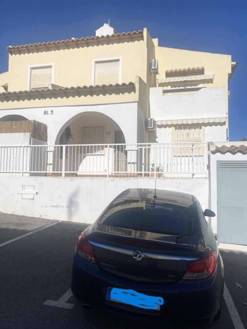 3 bedroom Townhouse for sale 3 bedroom Townhouse for sale