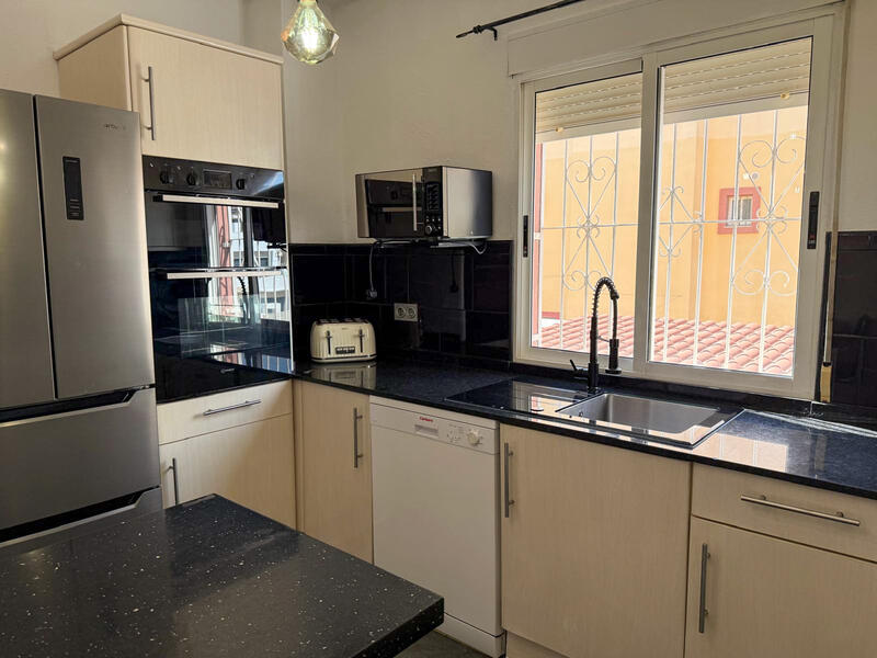 4 slaapkamer Appartement Te koop