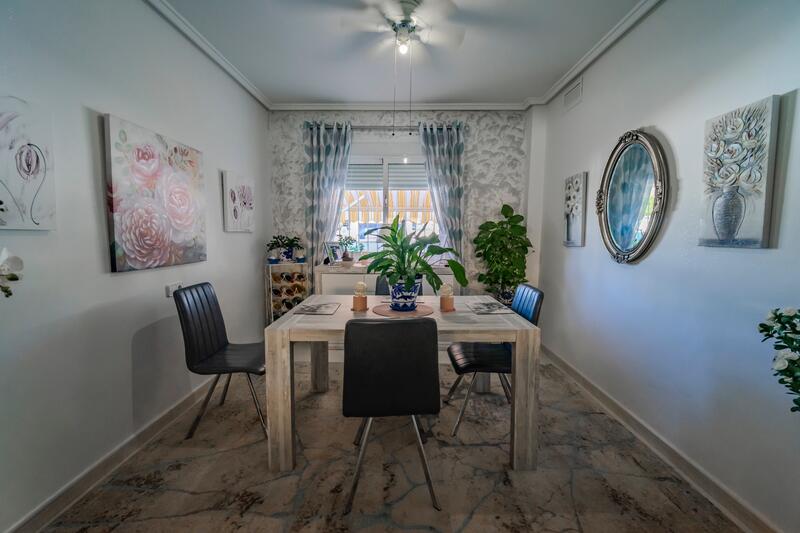 3 bedroom Townhouse for sale