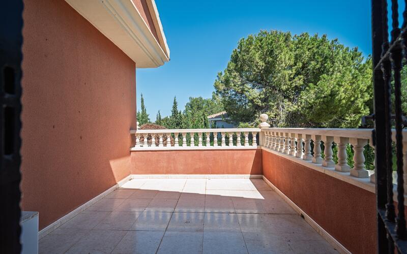 4 Schlafzimmer Villa zu verkaufen