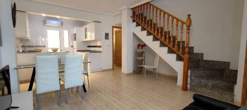 3 Cuarto Adosado en venta