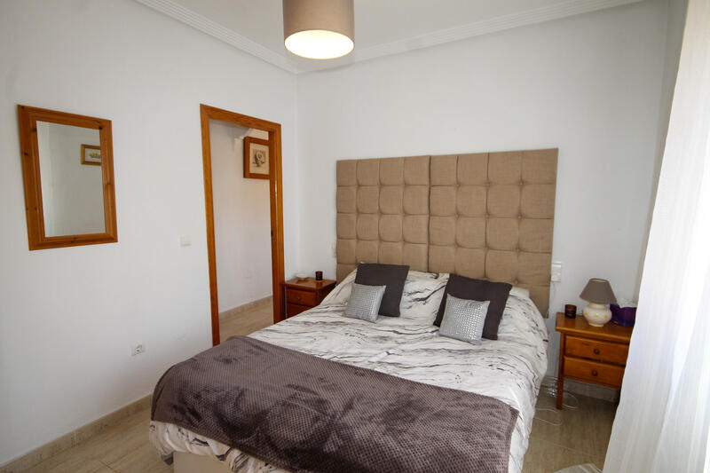 2 Schlafzimmer Villa zu verkaufen