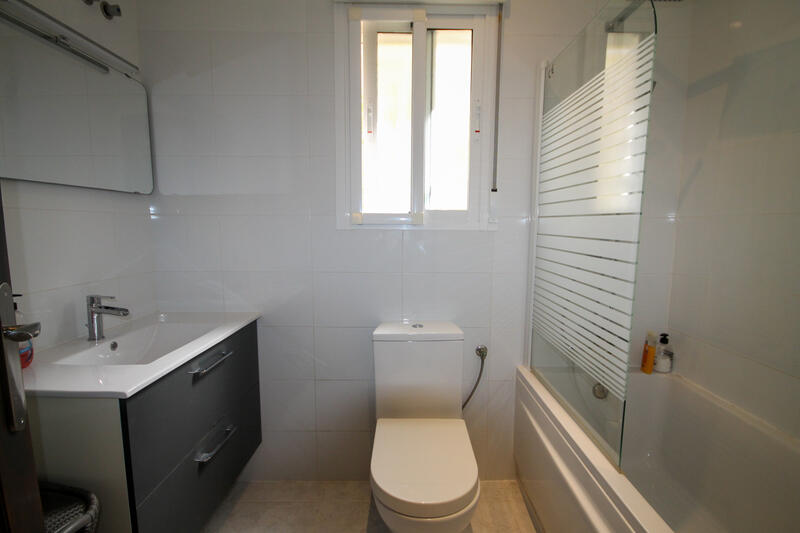 2 Schlafzimmer Villa zu verkaufen