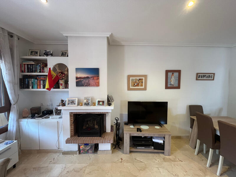 2 slaapkamer Appartement Te koop